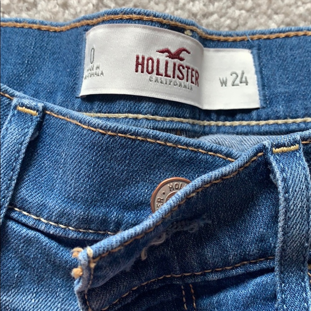 High Waisted Shorts with Rips - Picture 4 of 4